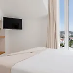 Parque Santiago Iv Official 3*