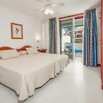 Parque Santiago Iv Official Hotel