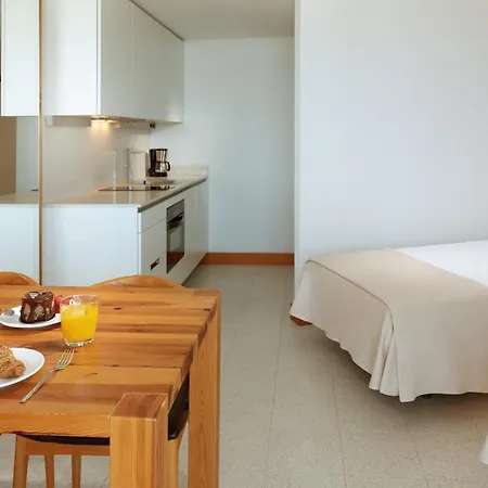 Parque Santiago Iv Official Hotel 3*