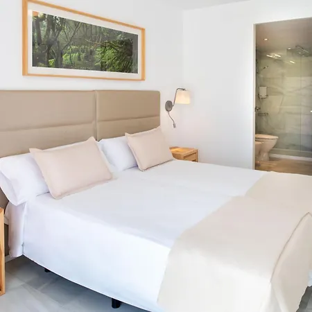 Parque Santiago Iv Official 3*