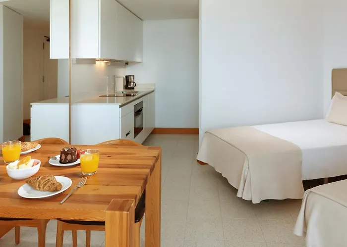 Parque Santiago Iv Official Hotell 3*