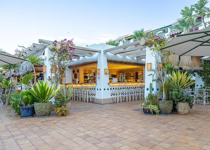 Parque Santiago Iv Official Hotel 3*