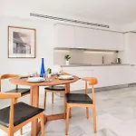 Parque Santiago Iv Official 3*