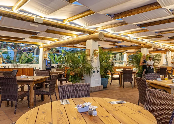 Parque Santiago Iv Official Hotel